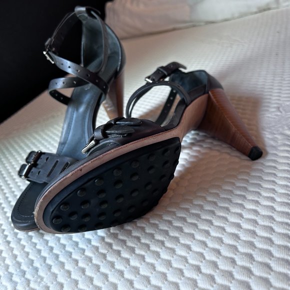 Tom Ford Grey Leather Buckle Strap Sandal Heels Wood Block US 6/6.5 EU 36.5 - Picture 7 of 11